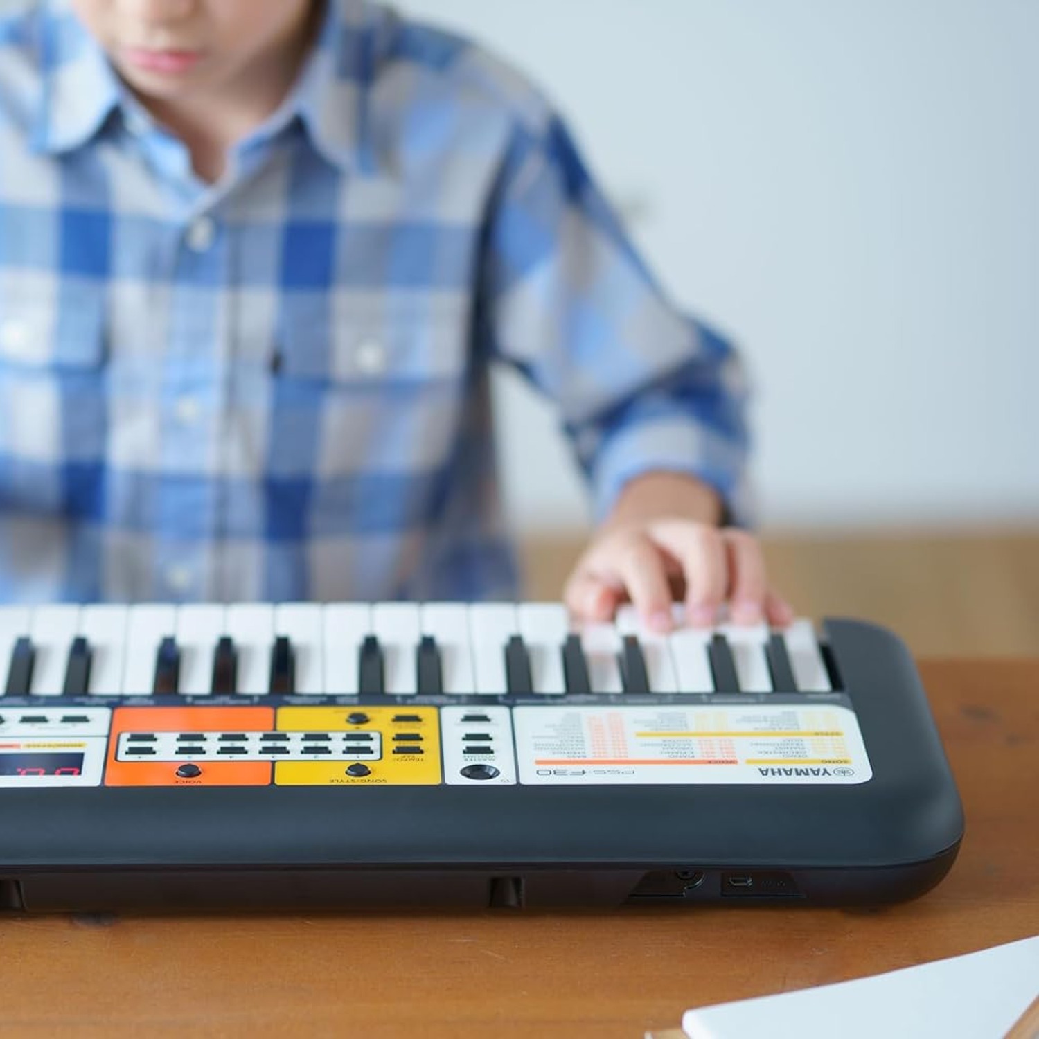 Yamaha PSS-F30 37-Key Portable Keyboard